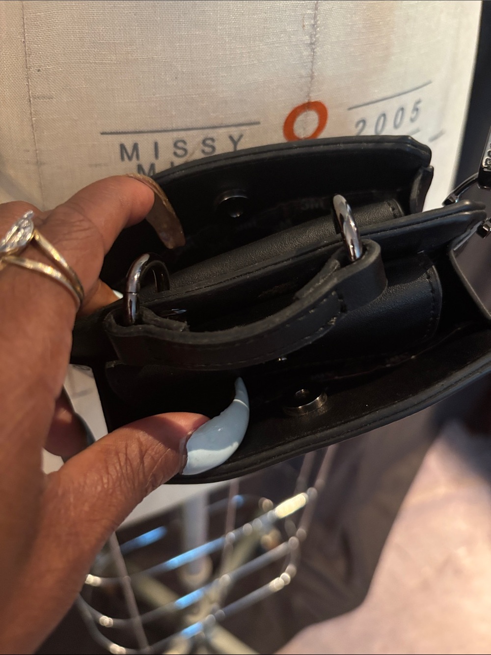 Steve Madden Black Crossbody Bag - Picture 4 of 5